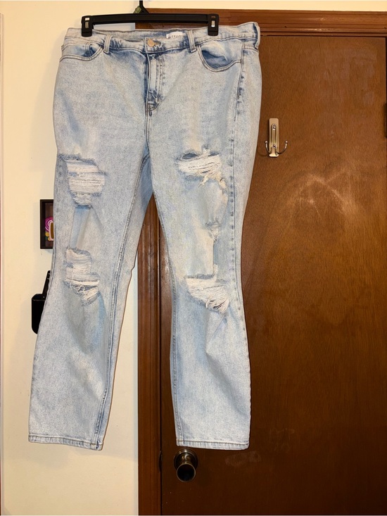 Cello Denim - Cello Light Blue Distressed Women's Jeans